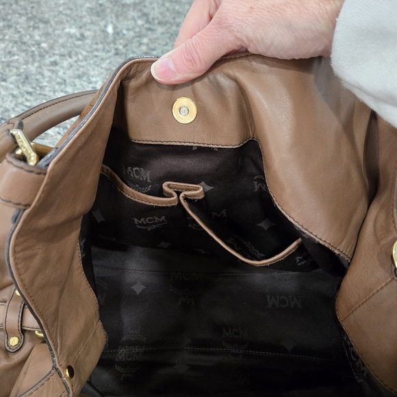 MCM Visetos Brown Leather Hobo Bag With COA - Picture 8 of 16